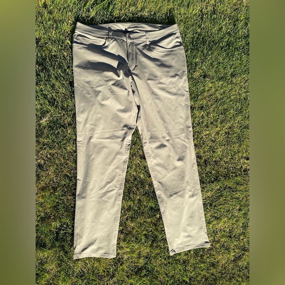 Lululemon ABC pant